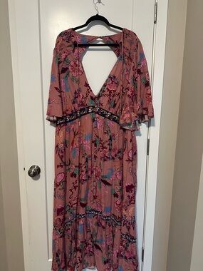 olive green dresses plus size Final Sale Plus Size Chiffon Mini Dress in Olive Green Palm Print main image 1